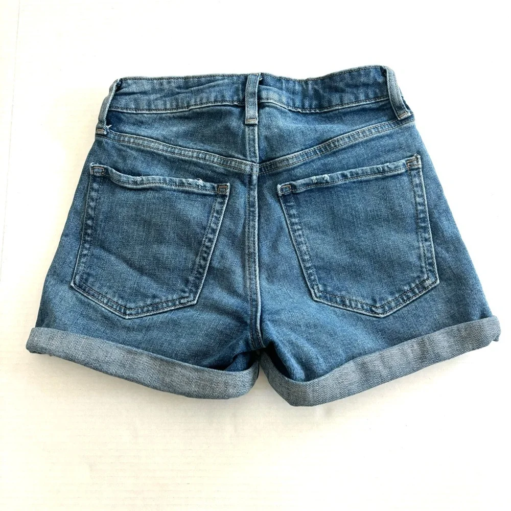 Old Navy O.G. Straight Cuffed Jean Shorts‎ High Rise Stretch Distressed Size 0